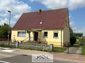 Bild... - Einfamilienhaus mit viel Potenzial in Wickendorf am Schweriner See.