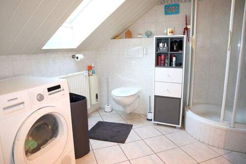 Bad mit Dusche ... - 