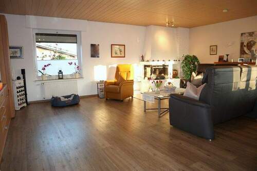 Gemütliches Wohnzimmer ... - 