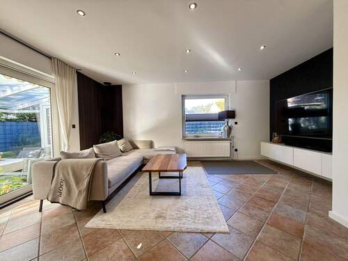 Wohnzimmer EG - 8 Zimmer Mehrfamilienhaus, Wohnhaus zum Kaufen in Lotte