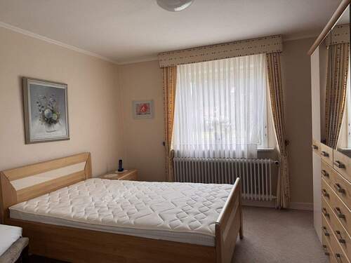 Zimmer abgehehend vom Wohnzimmer - 