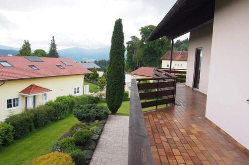 1. OG - Balkon Süd-Ost Ansicht 2 vom Abstellraum - 