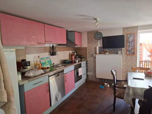 20250918_144608.jpg - 9 Zimmer Mehrfamilienhaus, Wohnhaus zum Kaufen in Geisenhausen