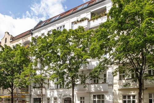 Hausansicht - 6 Zimmer Etagenwohnung zum Kaufen in Berlin