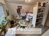 Großes & helles Kinderzimmer OG - 