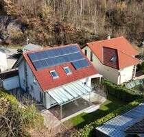 Energieeffizient gebautes Einfamilienhaus mit erneuerter Technik & hoher Wohnqualität - Bad Säckingen