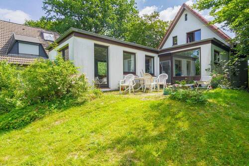 Haus mit Anbau - 4 Zimmer Einfamilienhaus in Hamburg