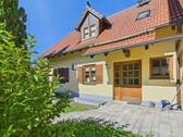 Hauseingang - 4 Zimmer Doppelhaushälfte zum Kaufen in Moorenweis