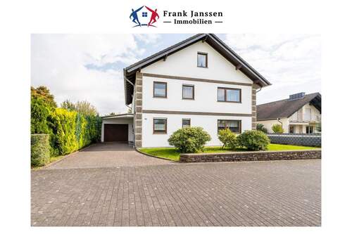 18352 Außenansicht - Freistehendes Einfamilienhaus in ruhiger Lage in Großlittgen - 5 Schlafzimmer - 2 Badezimmer