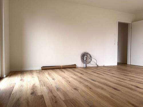 künftige Küchenzeile - 3 Zimmer Etagenwohnung zum Kaufen in Rellingen