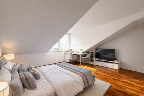 Kinderzimmer Dachgeschoss (virtual staging) - 