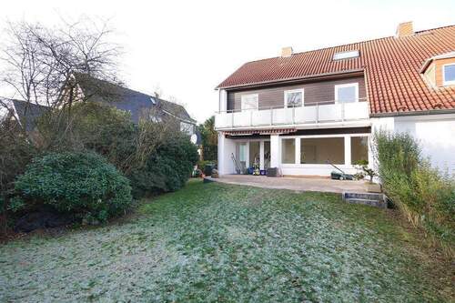 Gartenansicht des Hauses.JPG - 6 Zimmer Doppelhaushälfte zur Miete in Tornesch