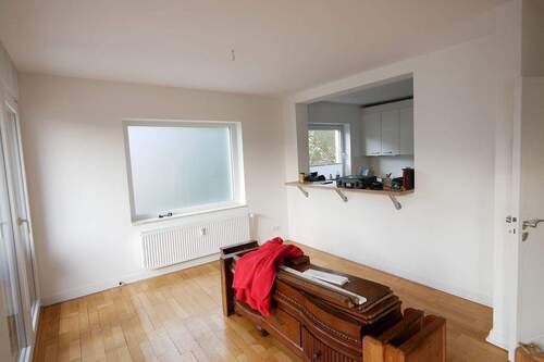 Esszi. mit Blick in die Küche.JPG - 