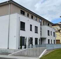 Modernes Wohnen mit eigenem Garten - barrierefreie Erdgeschosswohnung mit Terrasse, Tiefgarage & Keller - Wehr