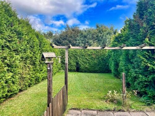 pflegeleichter Garten - 3 Zimmer Doppelhaushälfte zum Kaufen in Heide