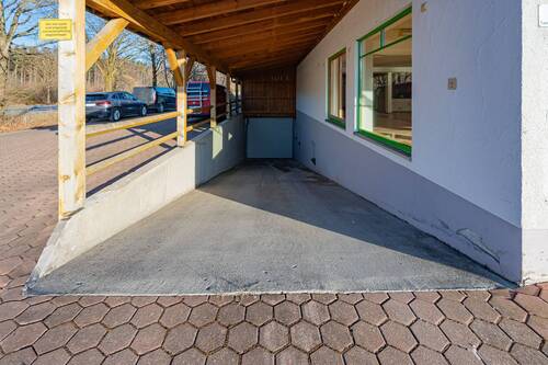 Rampe ins KG - 