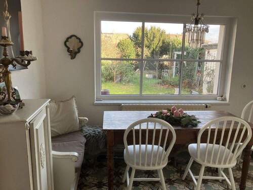 Essplatz im Anbau mit Blick - 