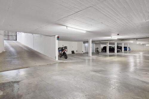 Tiefgarage - 