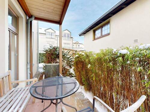 Teilüberdachte Terrasse - 