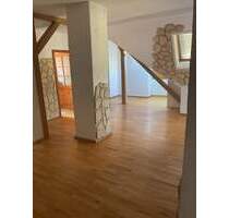 Schöne Dachwohnung von Privat ohne Markler - Ludwigshafen Friesenheim/Nord