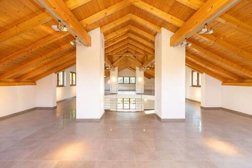 Haupthaus Büro - 