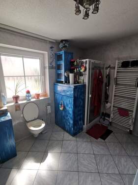 Bad - Doppelhaushälfte mit 147,00 m&sup2; in Vilsheim zum Kaufen