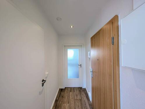 Flur - 3 Zimmer Etagenwohnung in Chemnitz