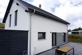 Terrassenansicht - Einfamilienhaus mit 152,00 m² in Michelau zum Kaufen