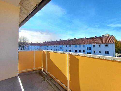 20251106_133614 - Modernisierung 2008 - 729,00 EUR Kaltmiete, ca.  82,00 m² Wohnfläche