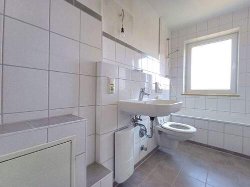 20251106_133408 - 4 Zimmer Etagenwohnung zur Miete in Minden