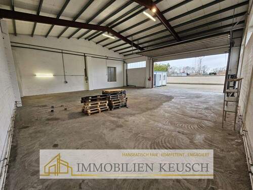 Viel Platz & 4,80m Höhe - 