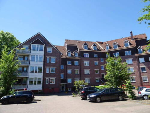 Bild 1 - Großzügige, modernisierte 3-Zimmer-Wohnung in gefragter Lage von Ahrensburg