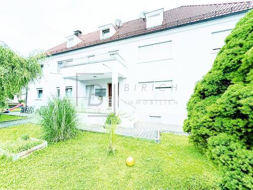 Eingang - Charmante 3,5-Zimmer-Wohnung mit Gartenanteil in Weißenhorn - auch zur Eigennutzung möglich