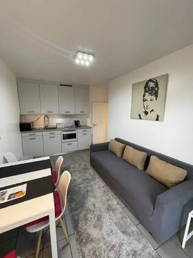 Bild 3 - 2 Zimmer Etagenwohnung in Düsseldorf