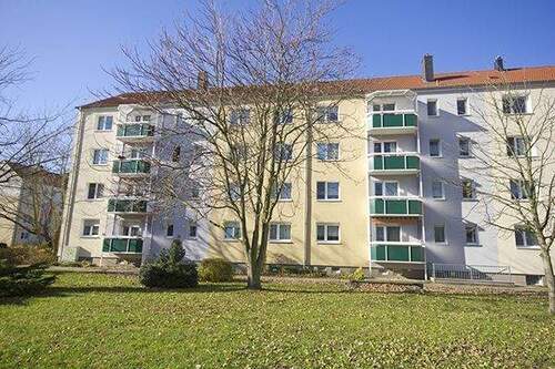 Ansicht hinten - 2 Zimmer Etagenwohnung zur Miete in Halle (Saale)