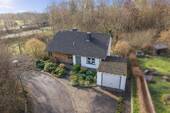 Vordere Gebäudeansicht - 6 Zimmer Mehrfamilienhaus, Wohnhaus zum Kaufen in Hachenburg