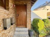EG Zugang Hauptwohnung - 