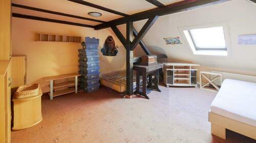 Kinderzimmer 1 DG - 