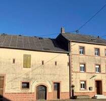 GRENZE L-SCHENGEN: BAUERNHAUS MIT GROßEN NEBENGEBÄUDEN IN PERL-BORG! - Perl / Borg