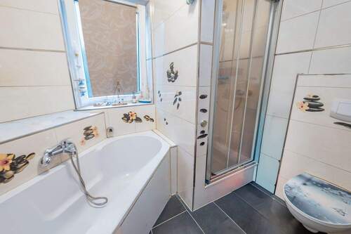 Einheit 2 Badezimmer - 