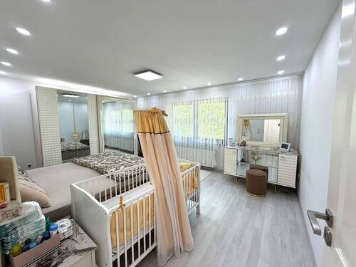 Elternschlafzimmer (OG) - 