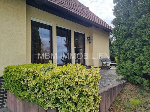 Bild 2 - 6 Zimmer Mehrfamilienhaus, Wohnhaus zum Kaufen in Hoyerswerda