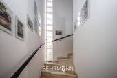 Treppe ins Obergeschoss - 