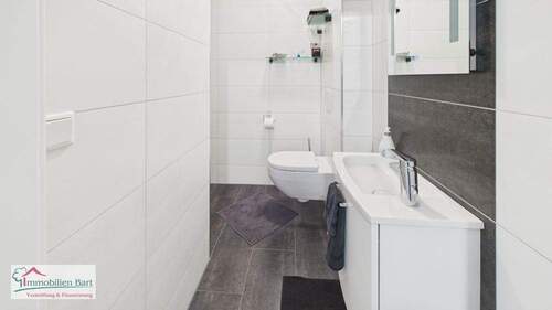 Badezimmer EG - Einfamilienhaus mit 154,00 m&sup2; in Perl / Nennig zum Kaufen