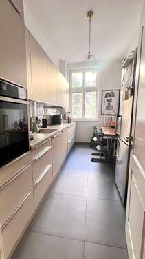 Einbauküche - 3 Zimmer Etagenwohnung zum Kaufen in Berlin