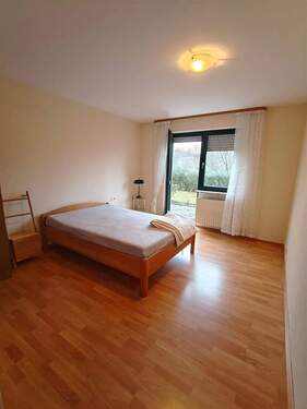 Schlafzimmer 1, EG. - 