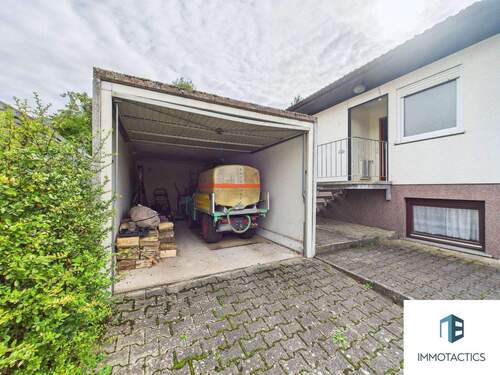 Garage - 