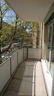 Balkon - Etagenwohnung mit 52,40 m&sup2; in Dresden zur Miete