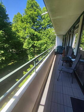 großzügiger, Westbalkon - 