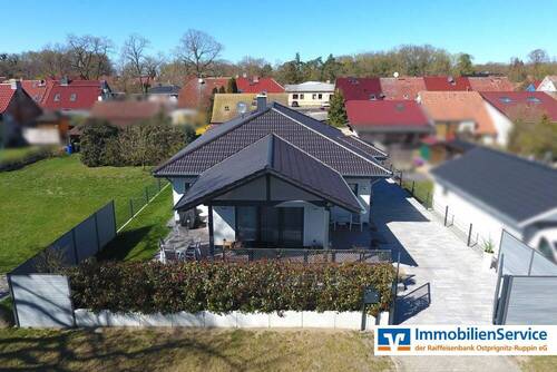 Blick aus der Luft - 4 Zimmer Einfamilienhaus zum Kaufen in Fehrbellin Wustrau